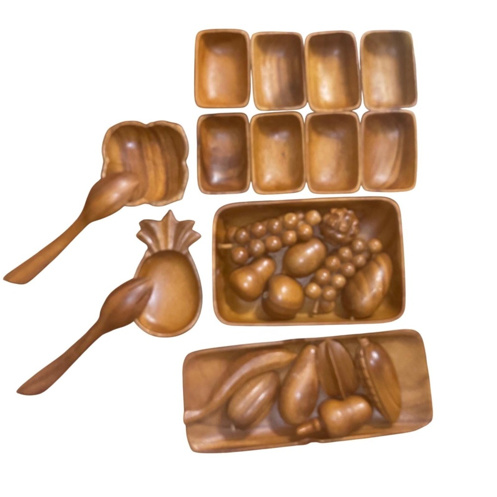 VTG Hand Carved Wooden Fruit Set Decorative Pineapple Grapes Pears Corn Tropical